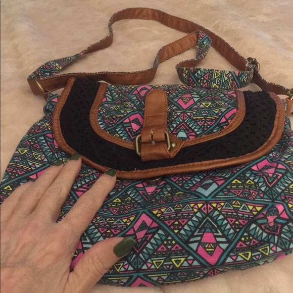Cloth Printed Cross Body - Picture 2 of 6